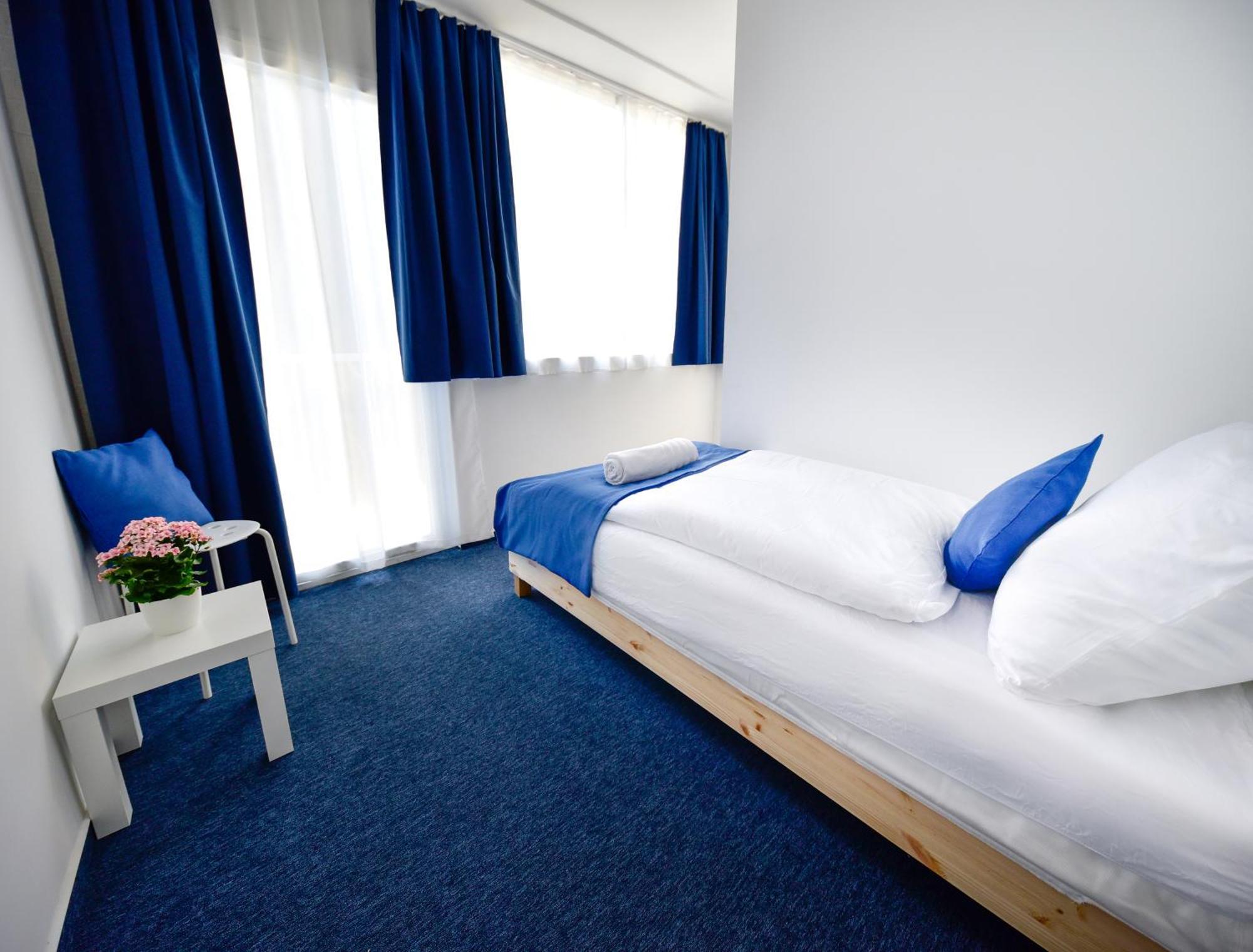 Zama Hotel Zamárdi Екстериор снимка