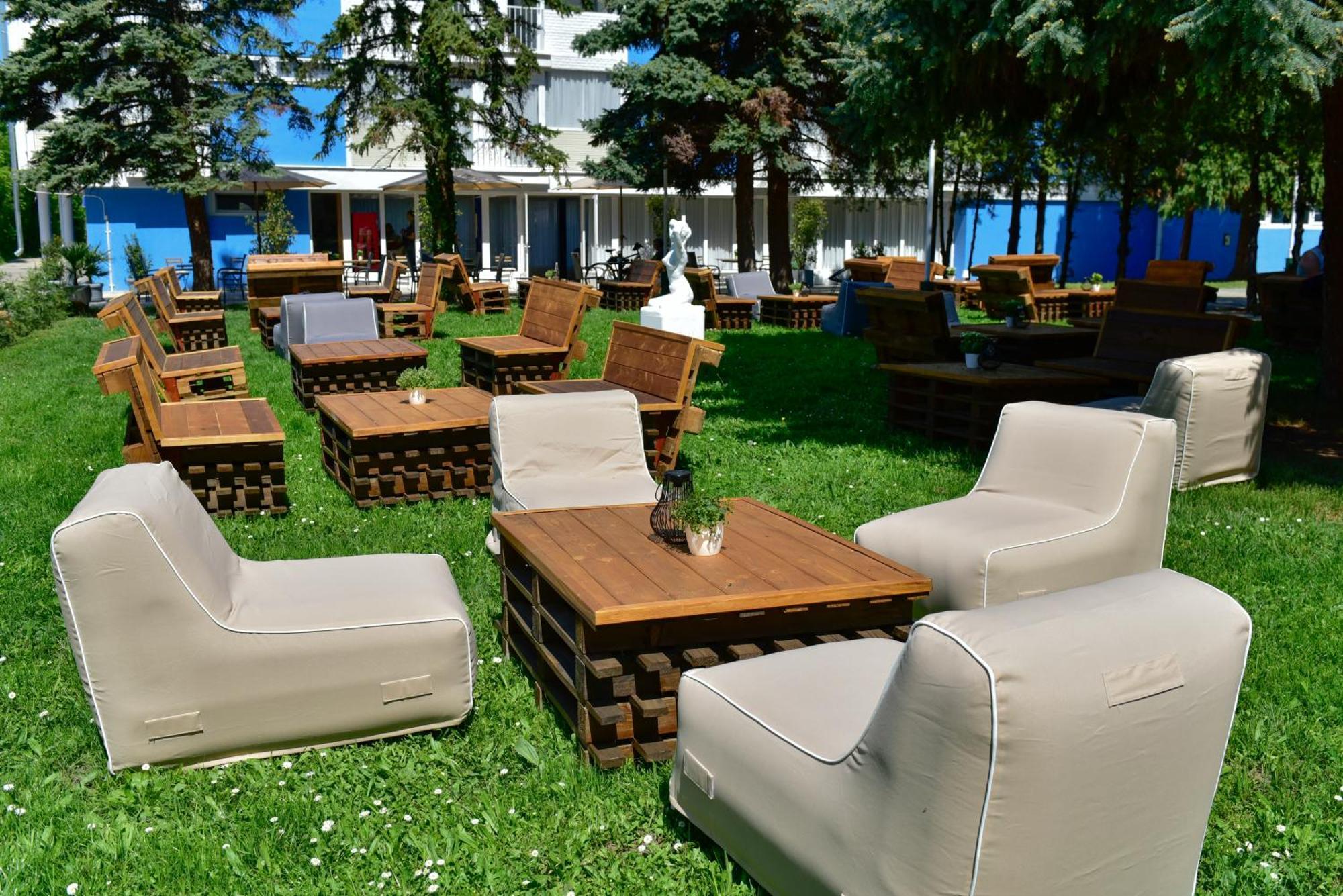 Zama Hotel Zamárdi Екстериор снимка