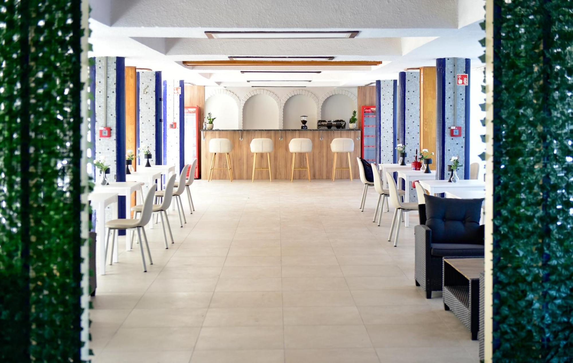 Zama Hotel Zamárdi Екстериор снимка